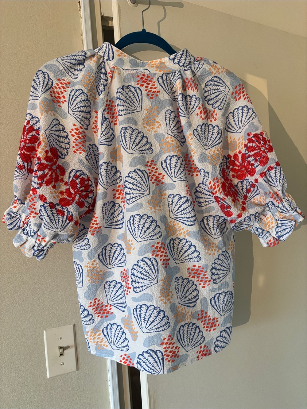 THML Shell-Print Top White, Blue & Red - Picture 7 of 8